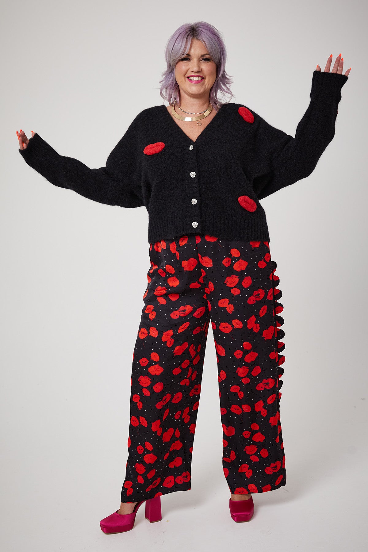 MICKS LIPS CARDI | Black - Keko Studio