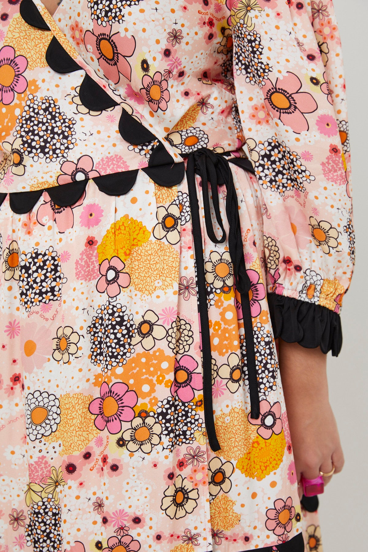 ARETHA DRESS | Pink Power Love Flower - Keko Studio