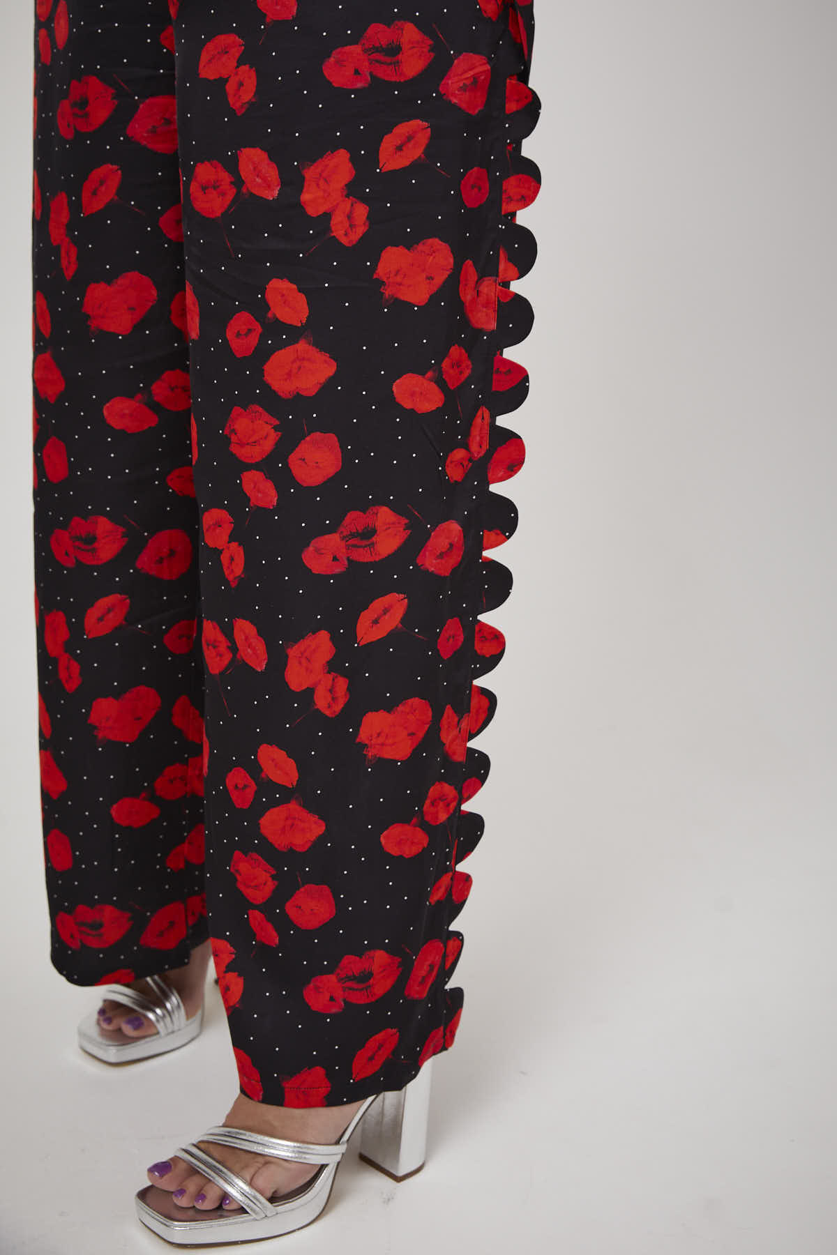 DONNA TROUSER | Lip smacking floral